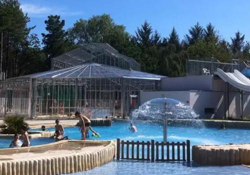 Piscine du camping Bois de Bayadène