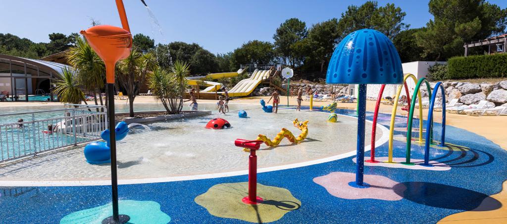 Jeux d'eau piscine du camping Mimizan Plage