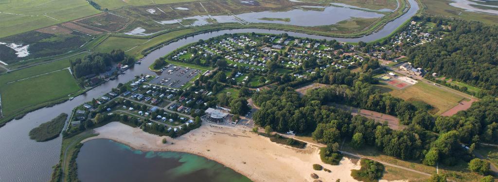 Vue aérienne du camping de Meerwijck aux Pays-Bas